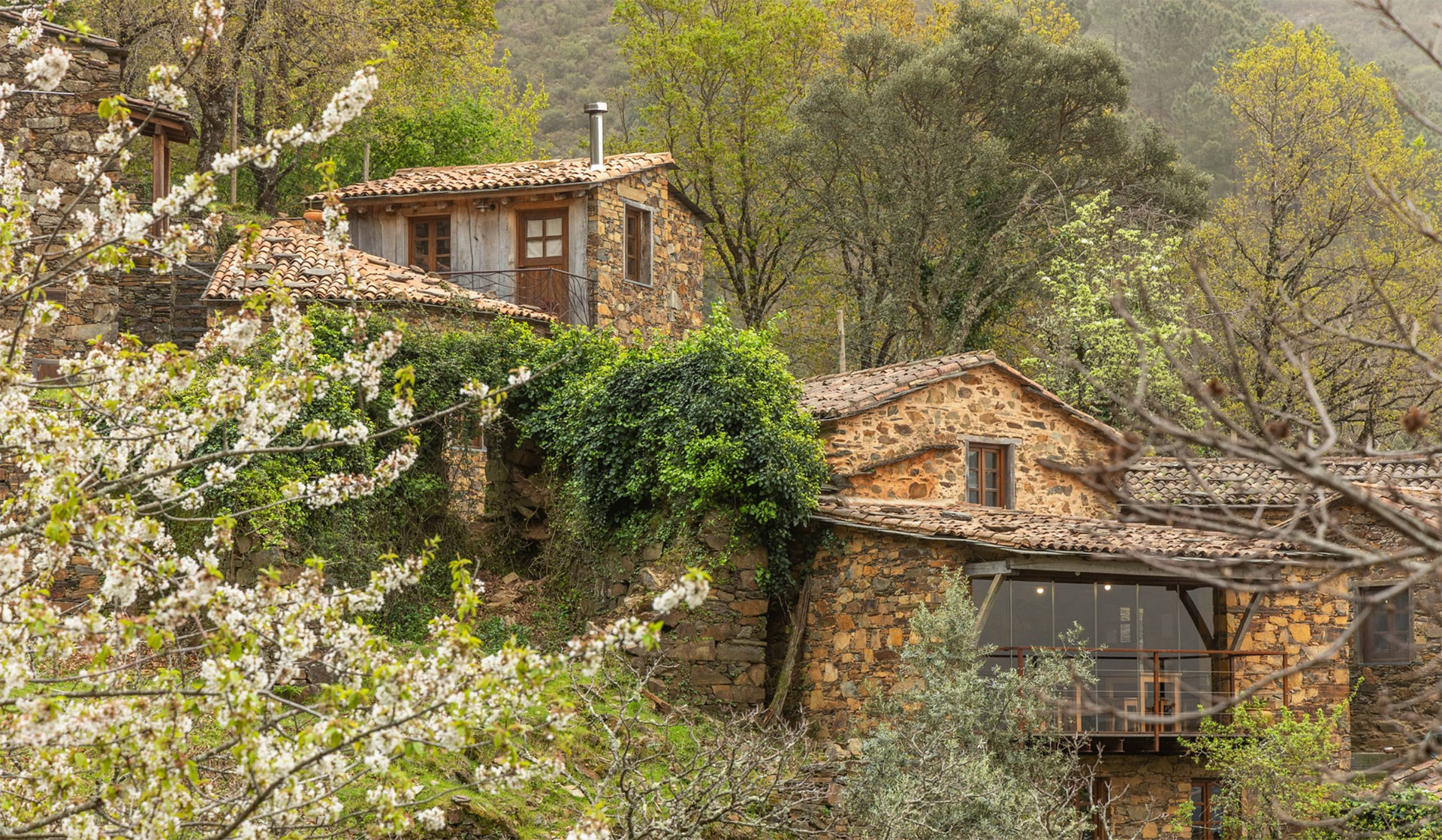 Cerdeira — Home for Creativity